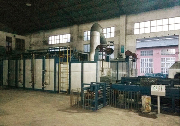 Push plate type gas isothermal normalizing automatic line